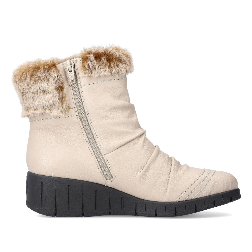 detail Dámská kotníková obuv RIEKER Y1361-60 béžová W4