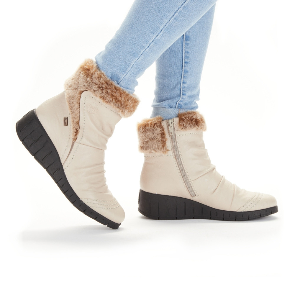 detail Dámská kotníková obuv RIEKER Y1361-60 béžová W4