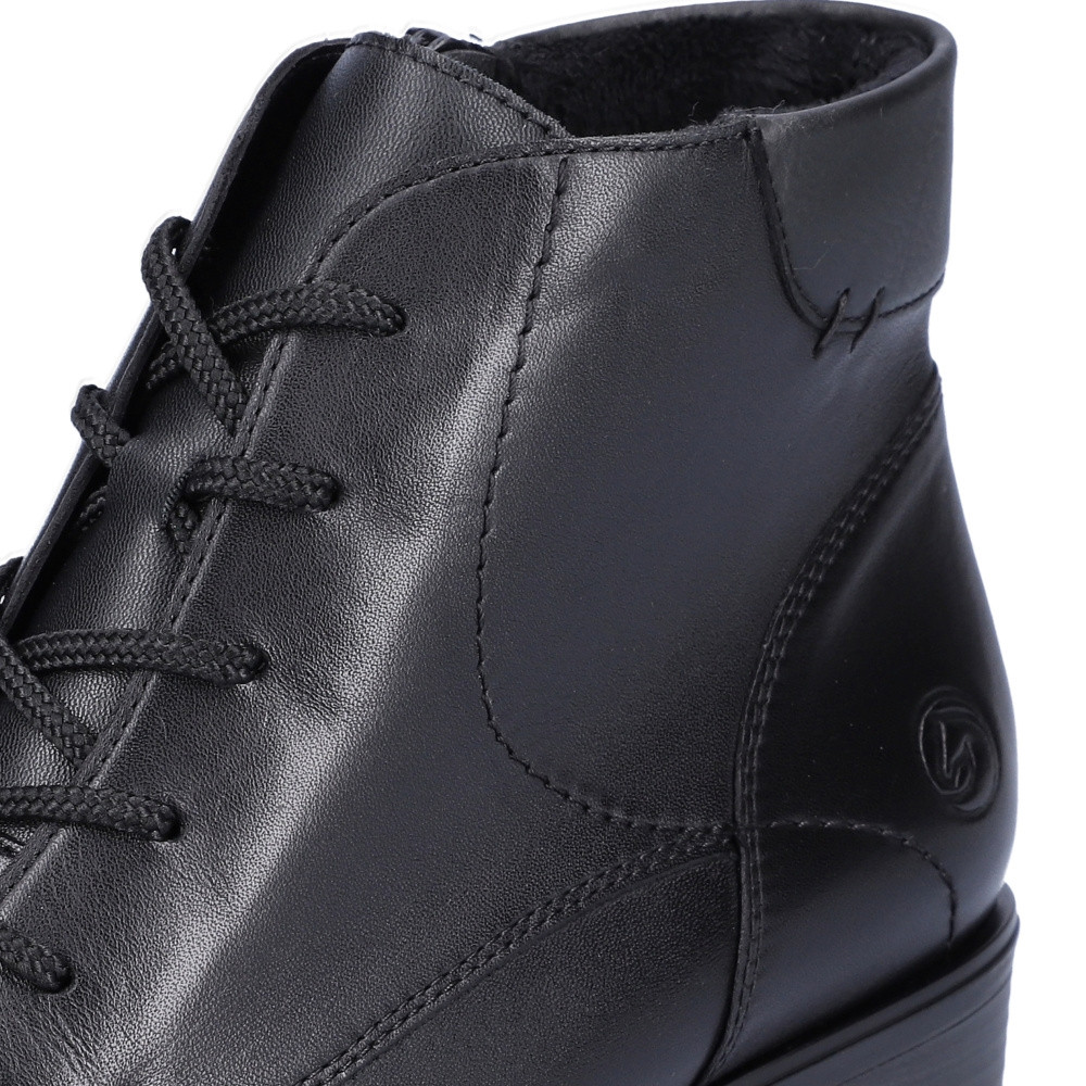 detail Dámská obuv REMONTE RIE-10302534-W2 černá