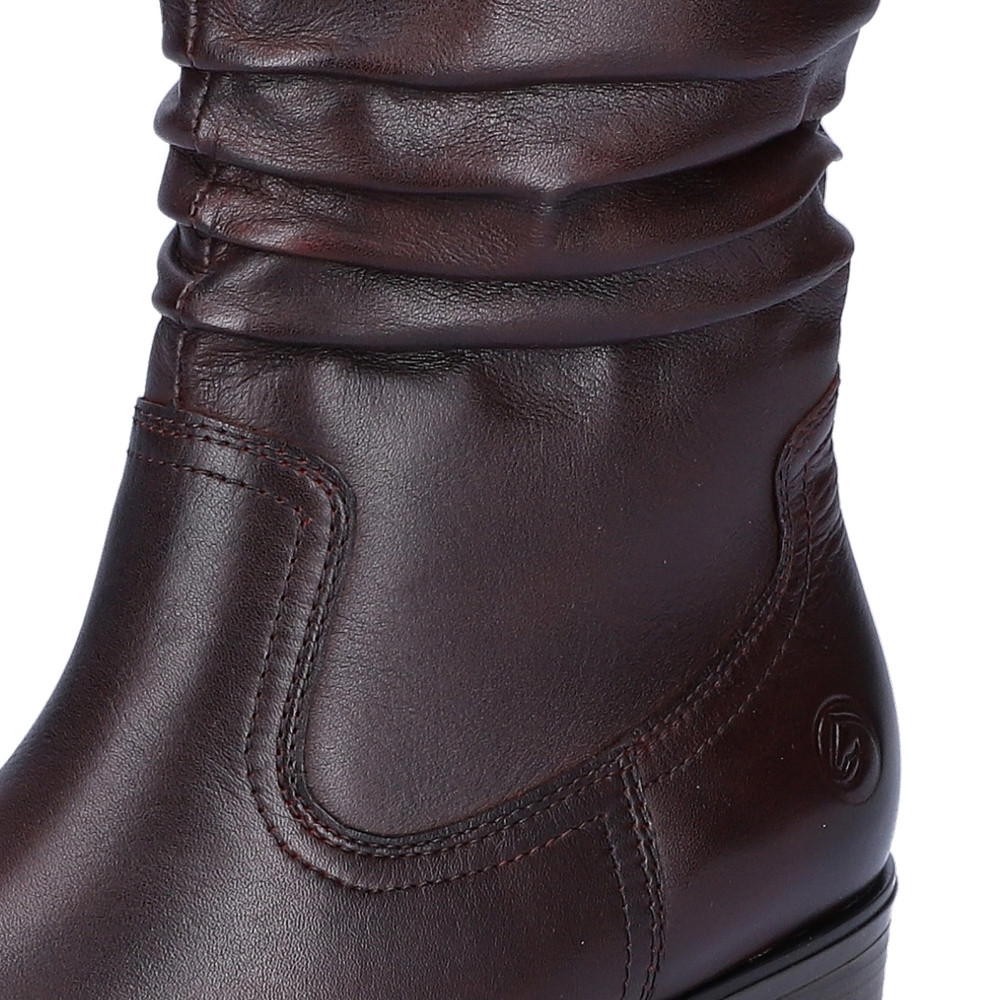 detail Dámská kotníková obuv REMONTE D6886-35 červená W3
