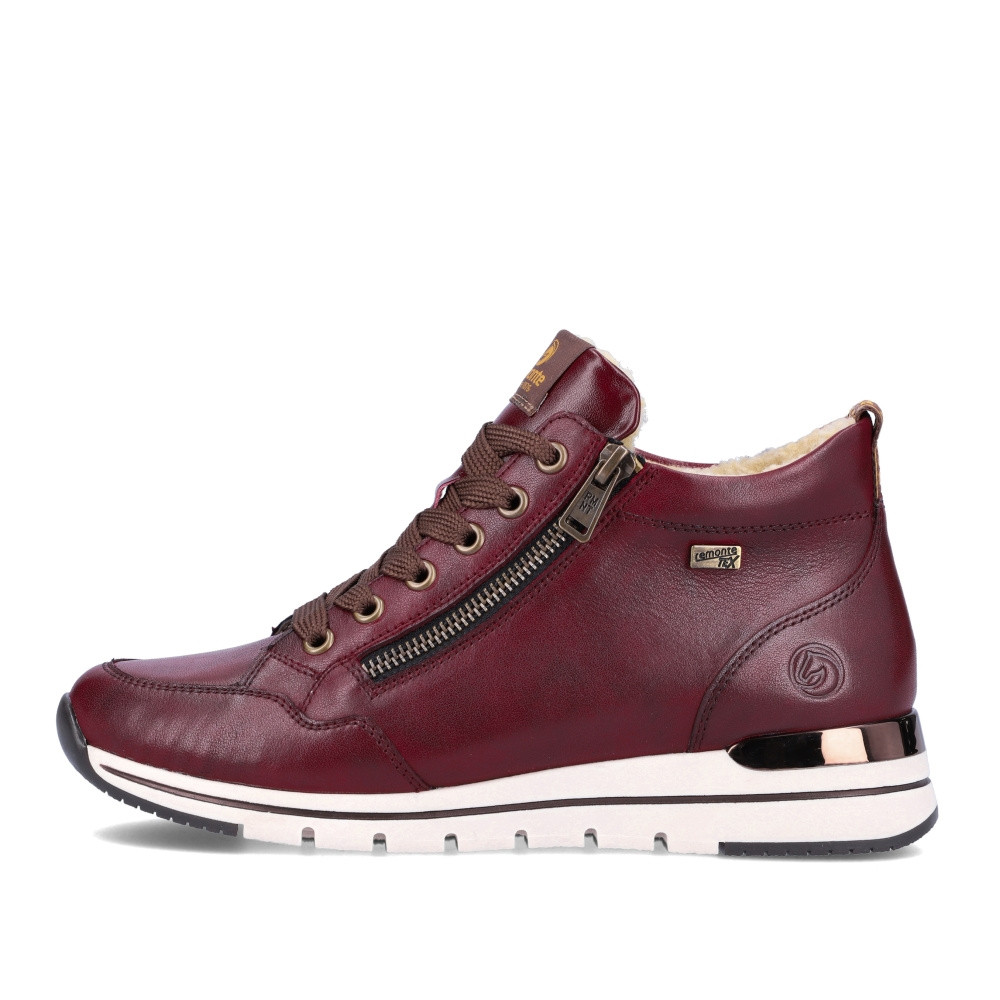 detail Dámská kotníková obuv REMONTE R6770-35 červená W3