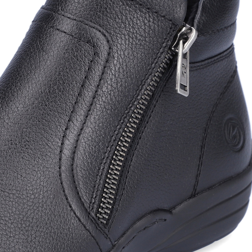 detail Dámská obuv REMONTE RIE-10302591-W2 černá