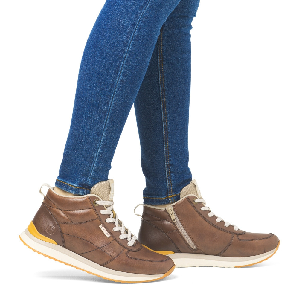 detail Dámská kotníková obuv RIEKER REVOLUTION 42570-22 hnědá W4
