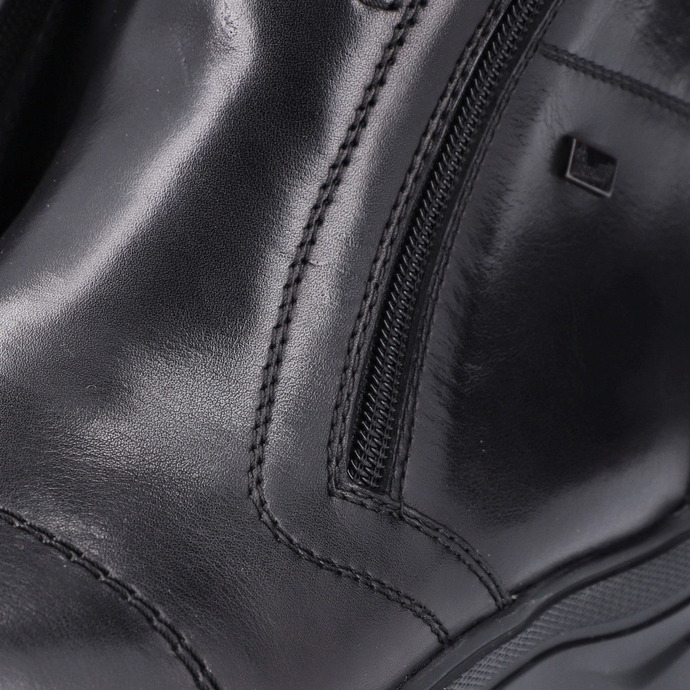 detail Pánská kotníková obuv RIEKER F5493-00 černá W2