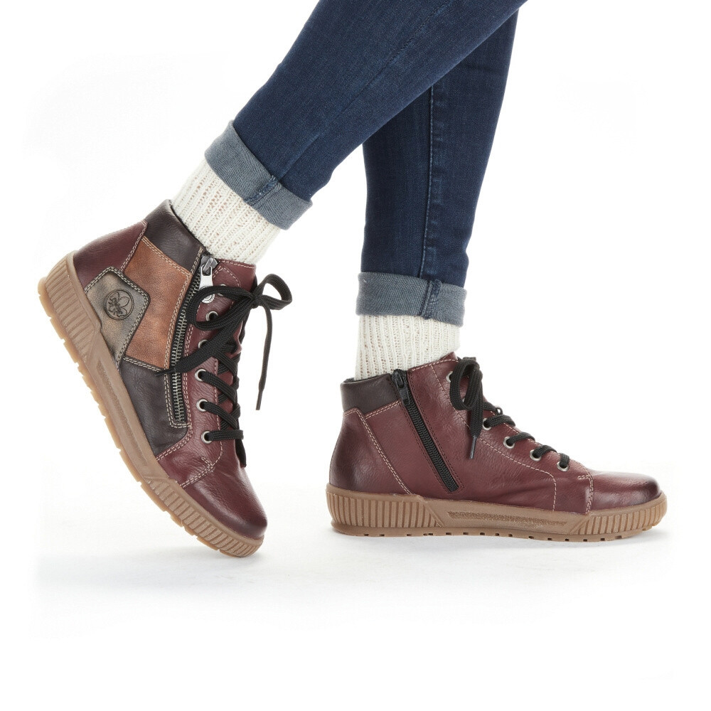 detail Dámská kotníková obuv RIEKER N0721-25 červená W4