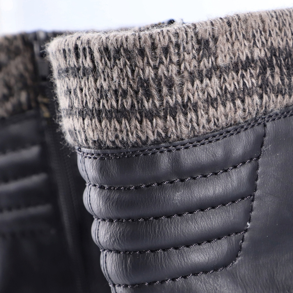 detail Dámské kozačky RIEKER Z4755-00 černá W3