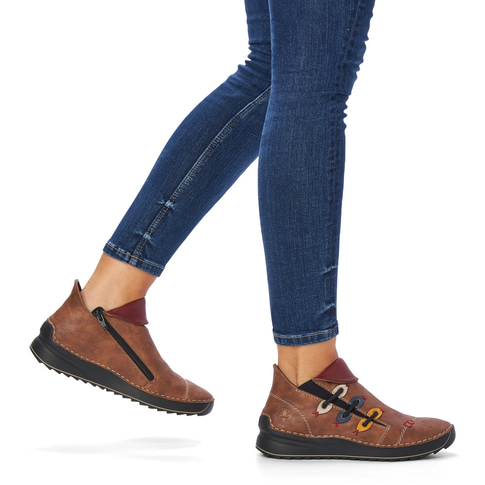 detail Dámská obuv RIEKER RIE-10302972-W2 hnědá