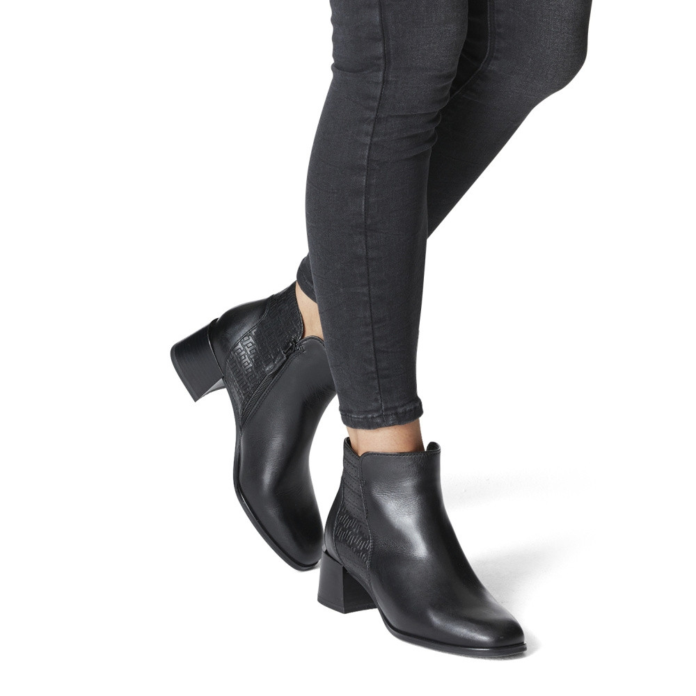 detail Dámská obuv TAMARIS TAM-10303288-W3 černá