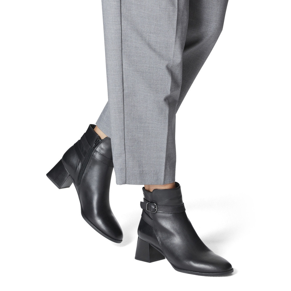 detail Dámská obuv TAMARIS TAM-10303351-W2 černá