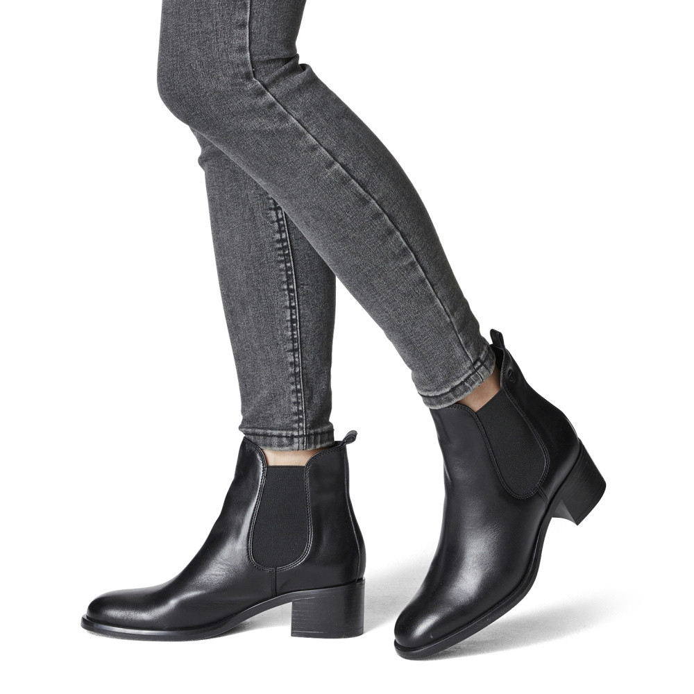 detail Dámská kotníková obuv TAMARIS 25389-29-001 černá W2