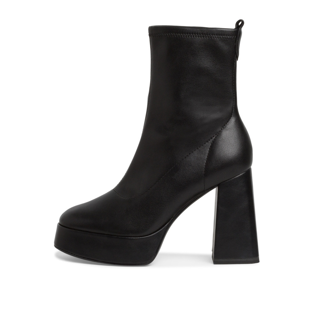 detail Dámská kotníková obuv TAMARIS 25324-41-001 černá W3