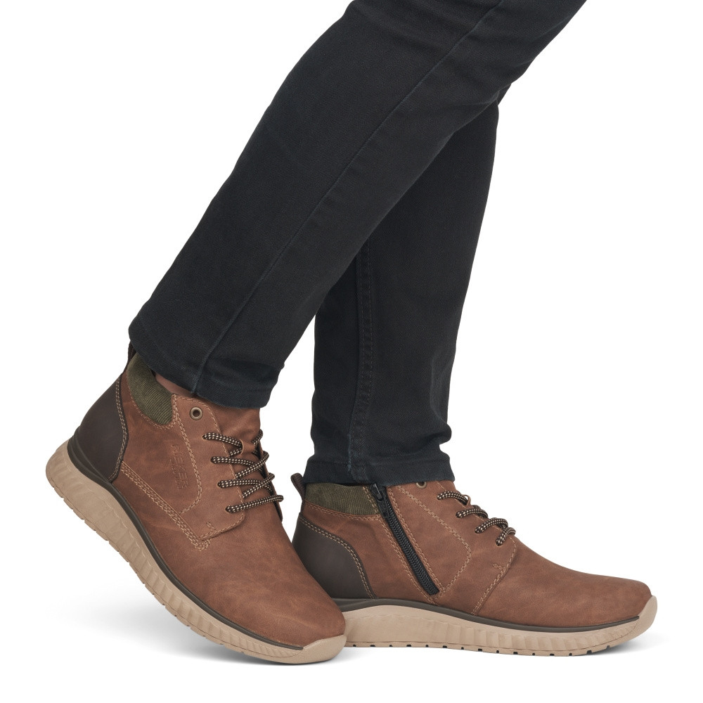 detail Pánská kotníková obuv RIEKER B0603-24 hnědá W4