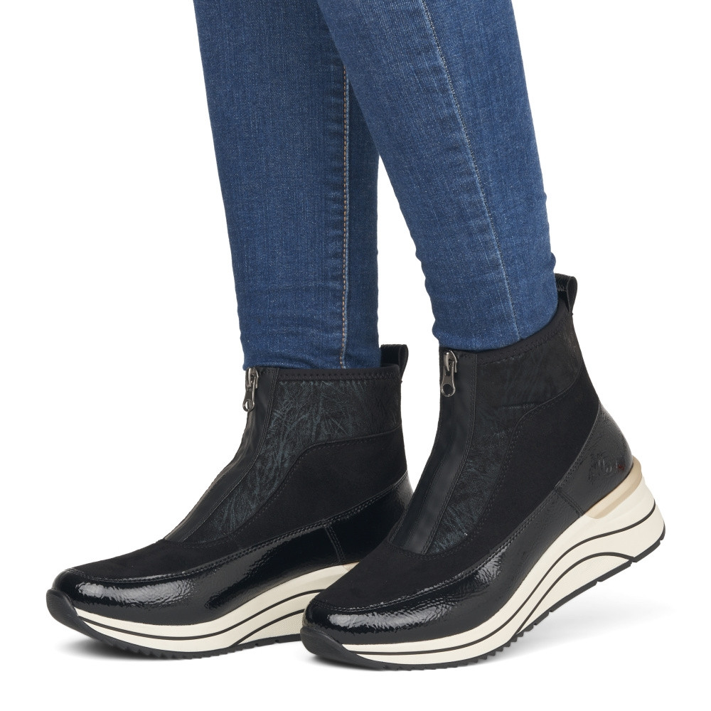 detail Dámská kotníková obuv REMONTE D0T71-01 černá W4