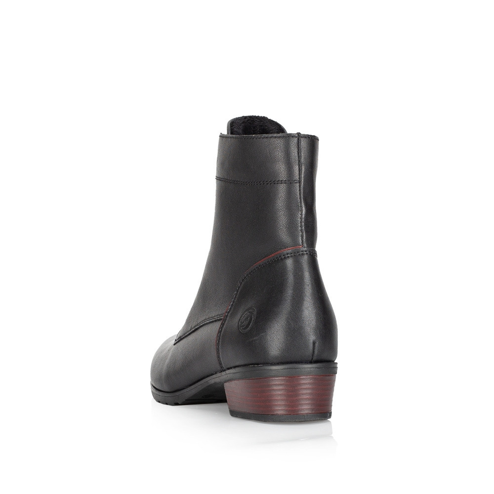 detail Dámská obuv REMONTE RIE-10304701-W3 černá