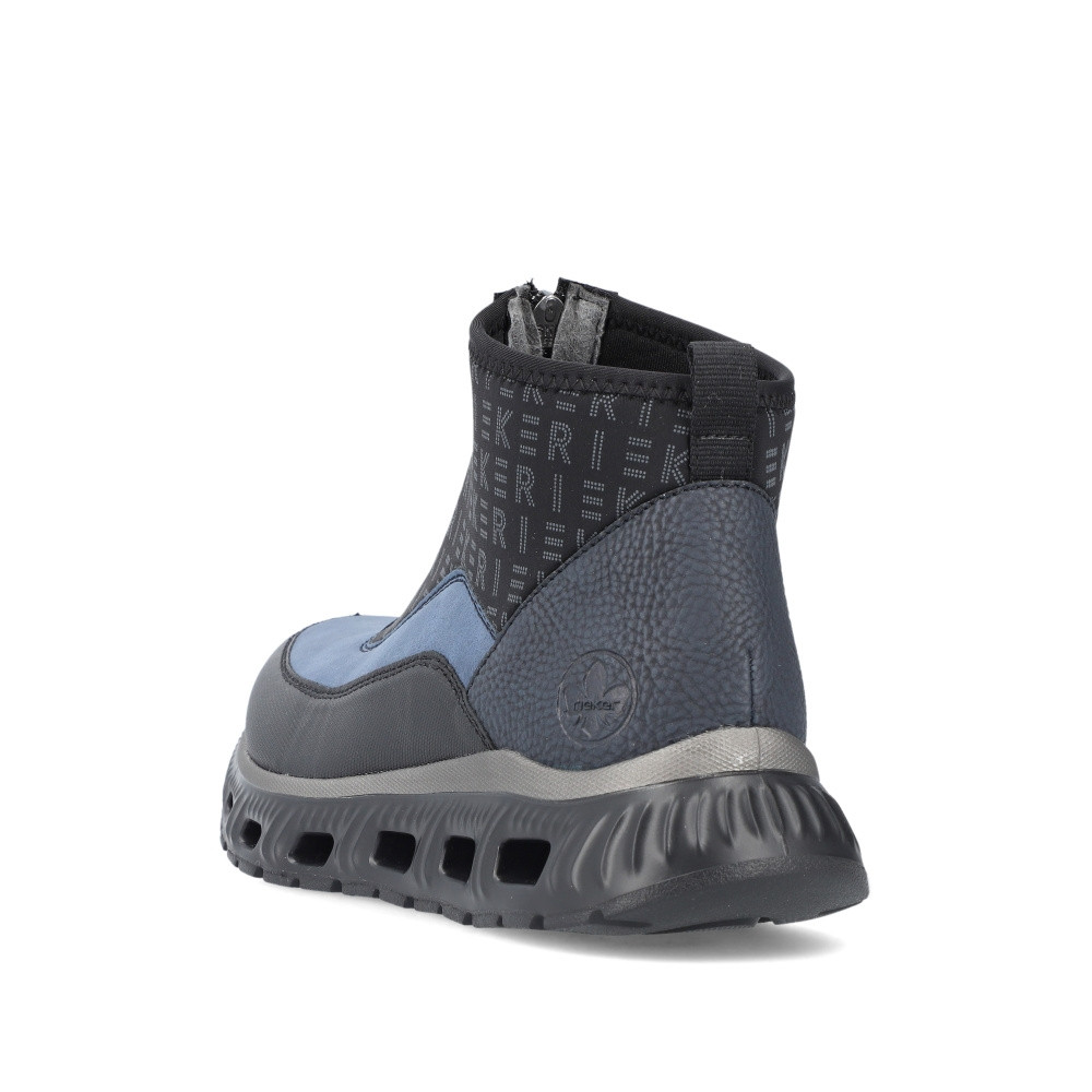 detail Dámská kotníková obuv RIEKER M6052-00 černá W4