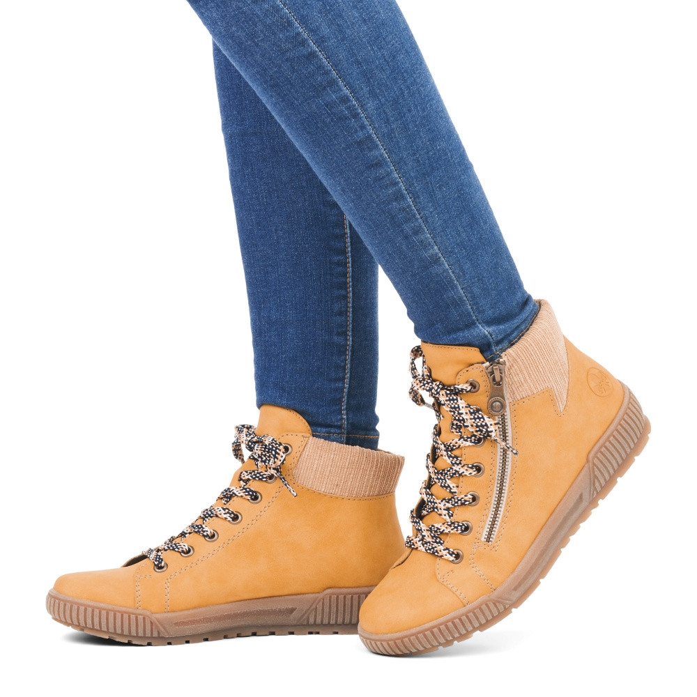 detail Dámská kotníková obuv RIEKER N0709-68 žlutá W4