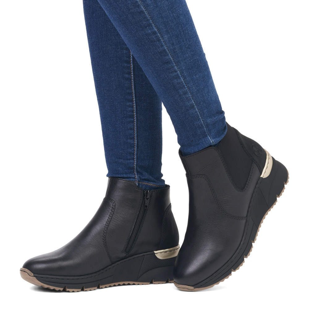 detail Dámská kotníková obuv RIEKER N6355-00 černá W3