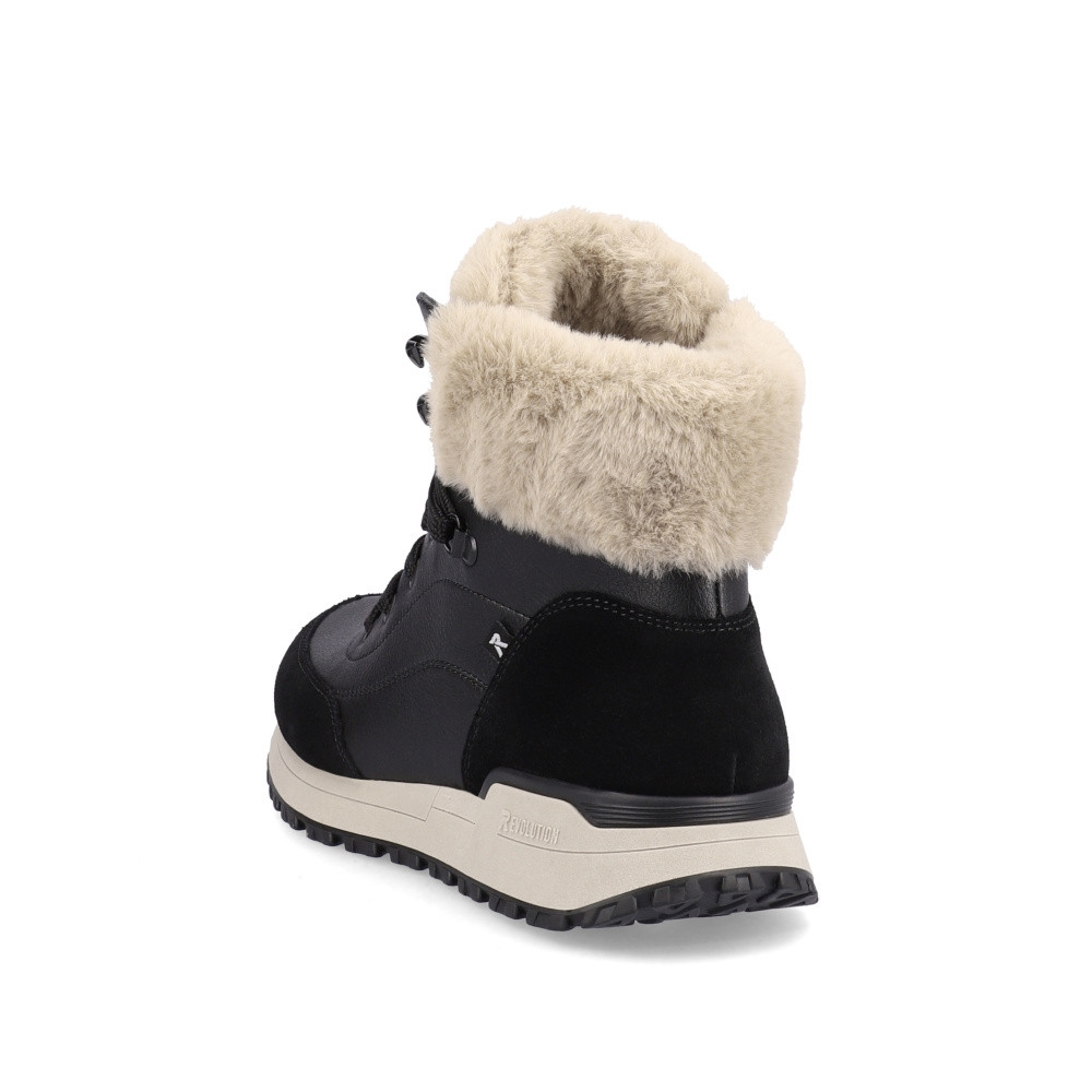 detail Dámská kotníková obuv RIEKER W0670-00 černá W4