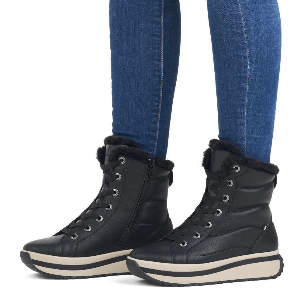 detail Dámská kotníková obuv RIEKER REVOLUTION W0963-01 černá W4