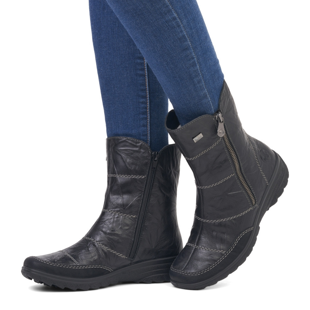 detail Dámská kotníková obuv RIEKER Z7055-00 černá W4