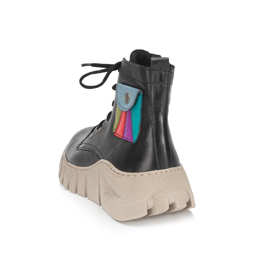 detail Dámská kotníková obuv IBERIUS 3304-501 černá W3