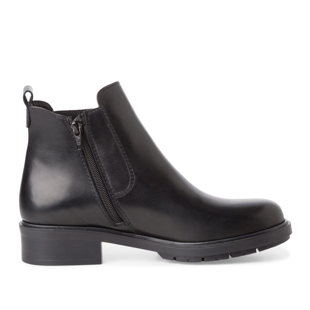 detail Dámská kotníková obuv TAMARIS 25009-43-001 černá W4