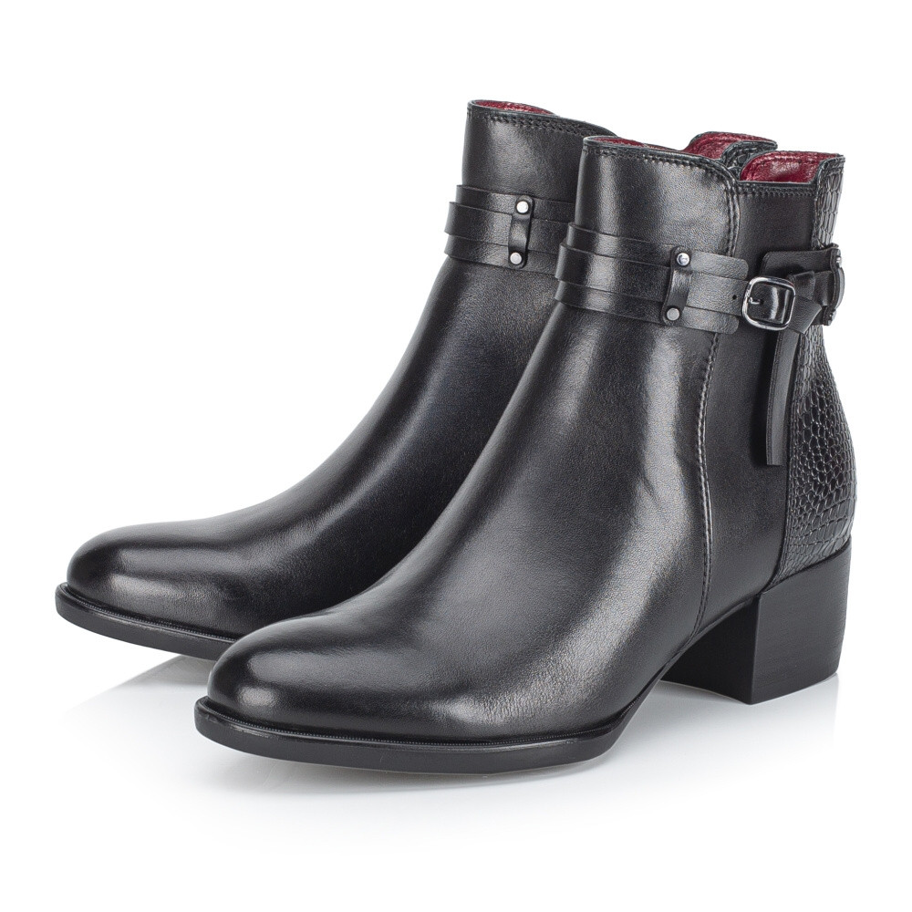 detail Dámská kotníková obuv TAMARIS 25343-43-001 černá W4