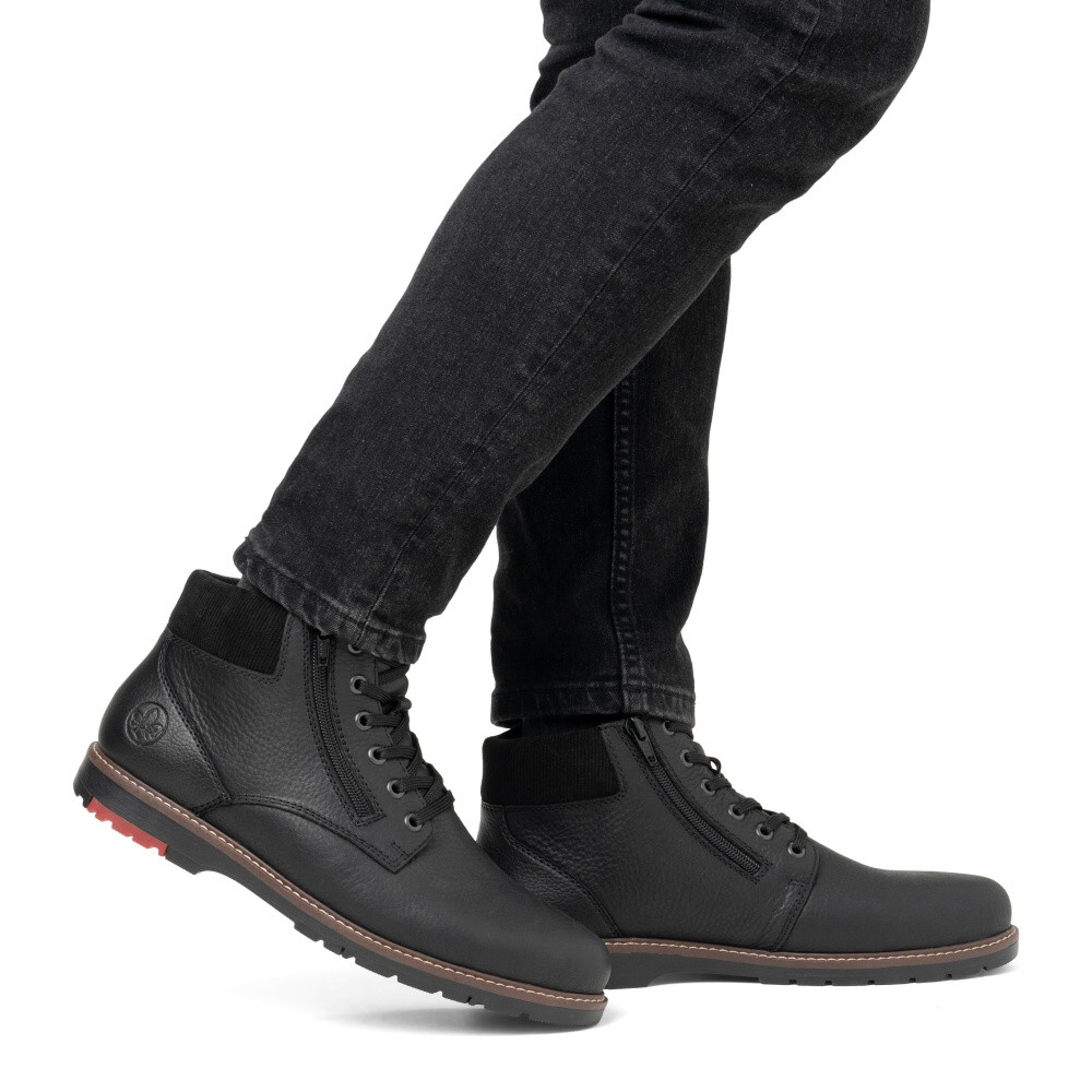 detail Pánská kotníková obuv RIEKER 10503-00 černá W5