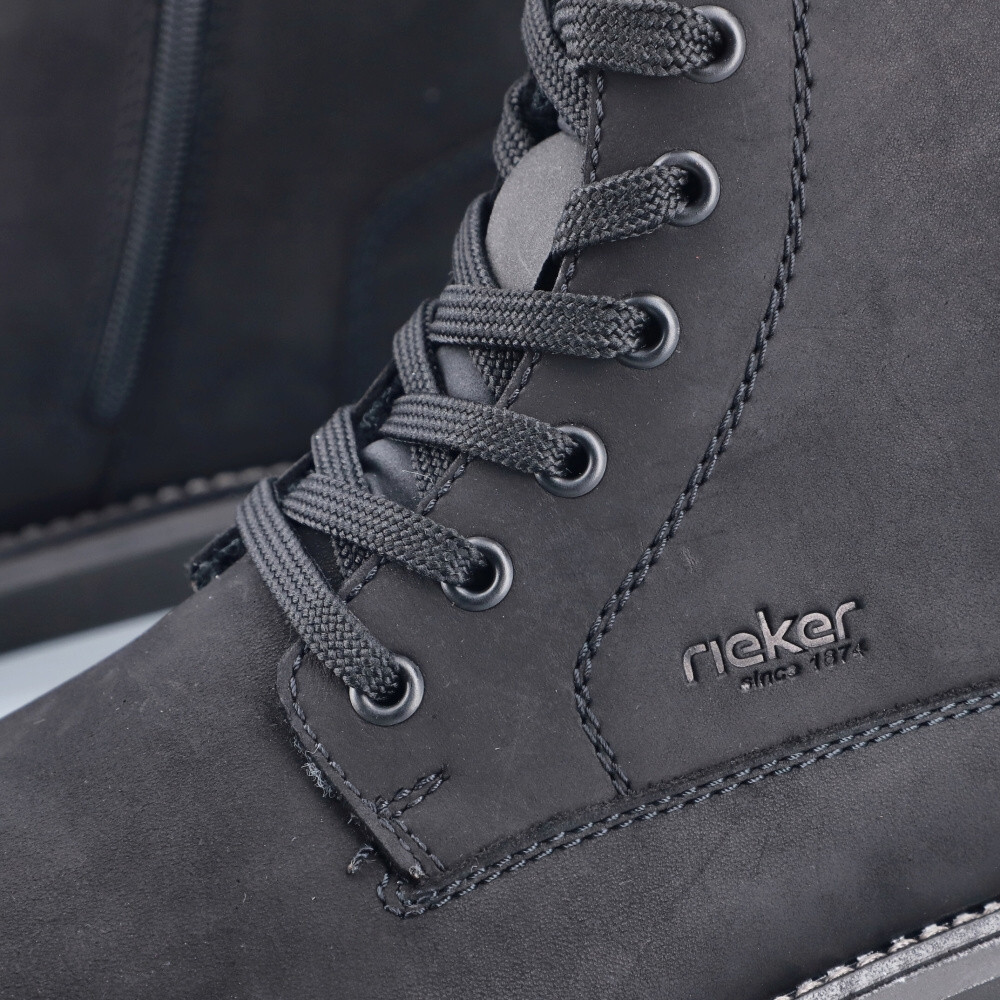 detail Pánská kotníková obuv RIEKER 30430-00 černá W4
