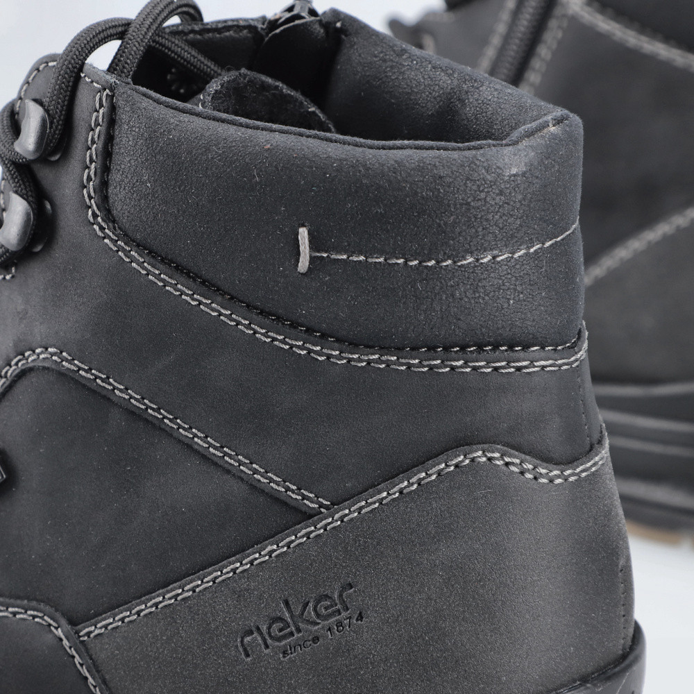 detail Pánská kotníková obuv RIEKER 32330-00 černá W4