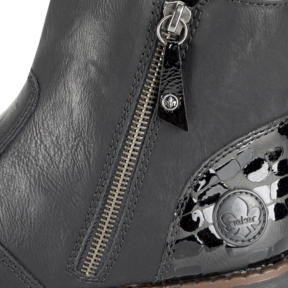 detail Dámská kotníková obuv RIEKER 44950-00 černá W4