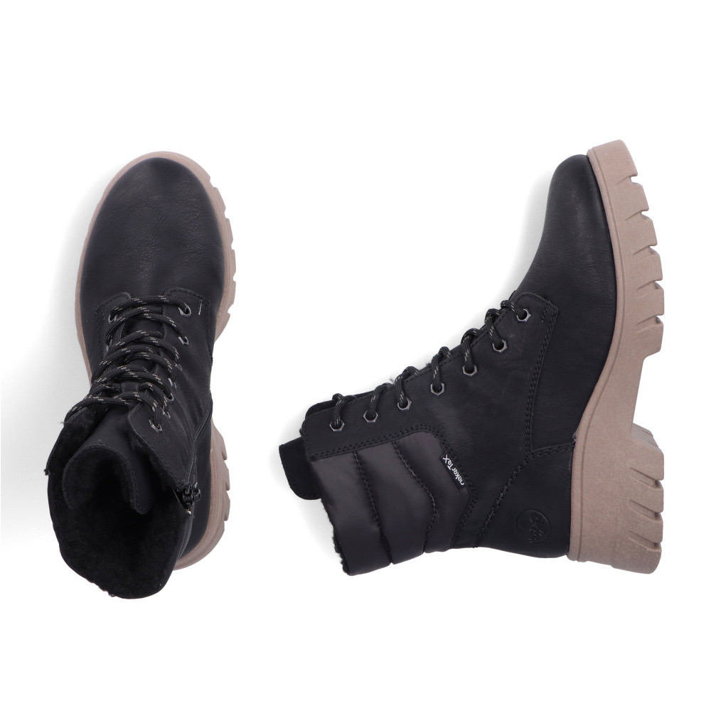 detail Dámska členková obuv RIEKER 71831-00 čierna W4