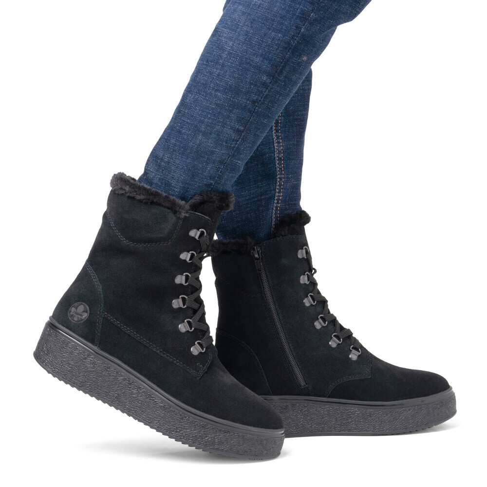 detail Dámská kotníková obuv RIEKER 78800-00 černá W4