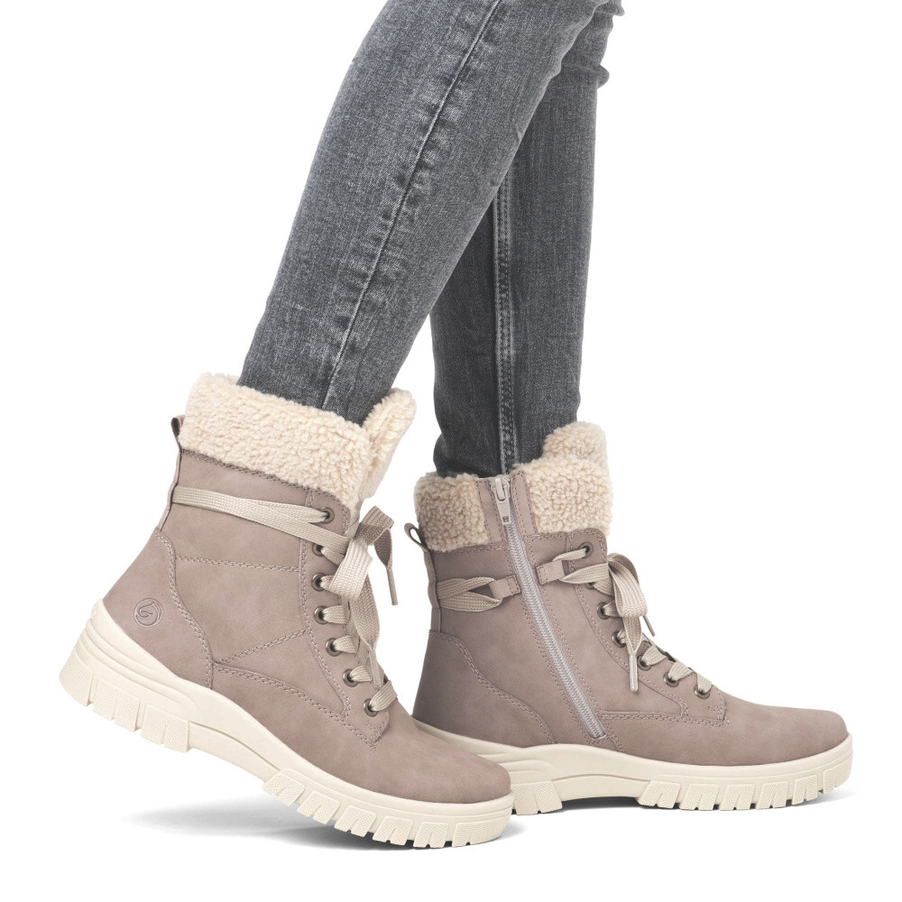 detail Dámská kotníková obuv REMONTE D0E76-20 béžová W4