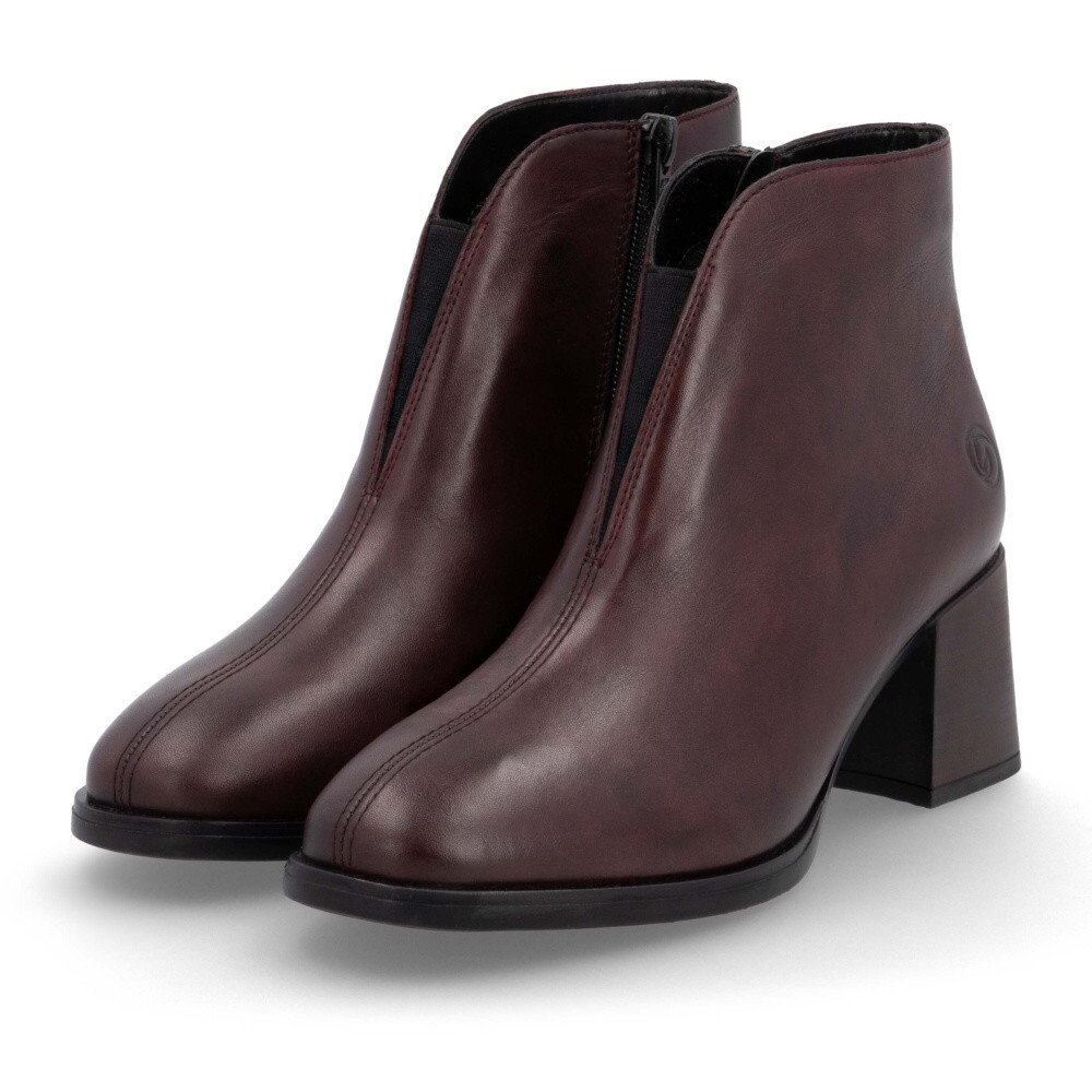 detail Dámska členková obuv REMONTE D0V81-35 červená W4