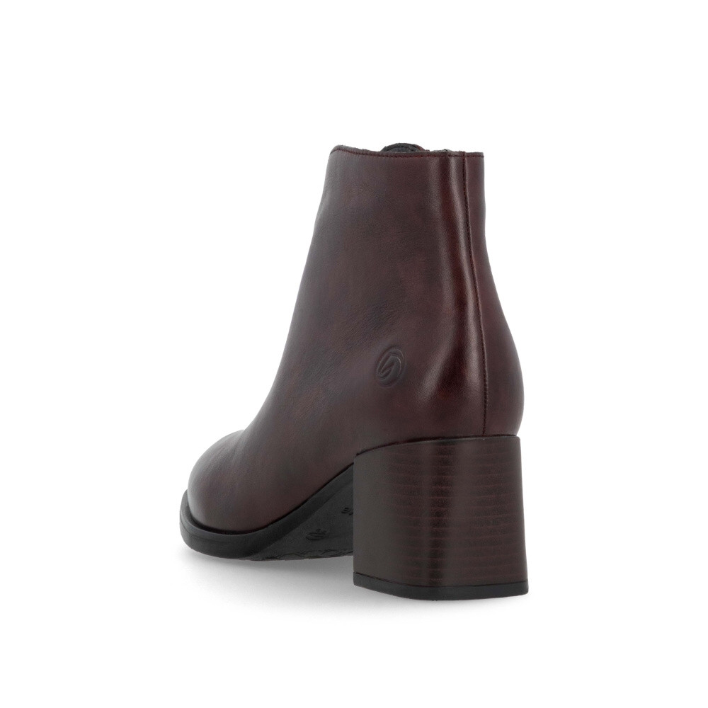 detail Dámska členková obuv REMONTE D0V81-35 červená W4