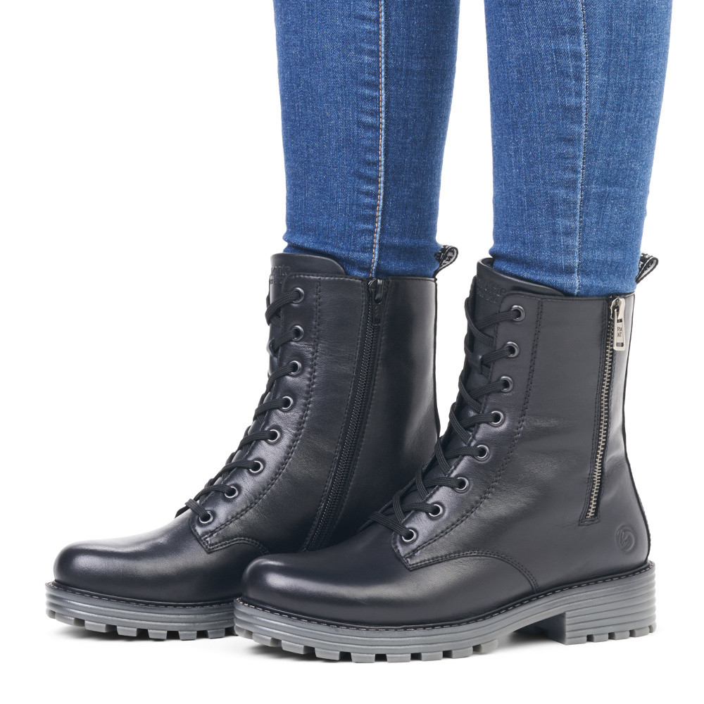 detail Dámská kotníková obuv REMONTE D0W71-01 černá W4