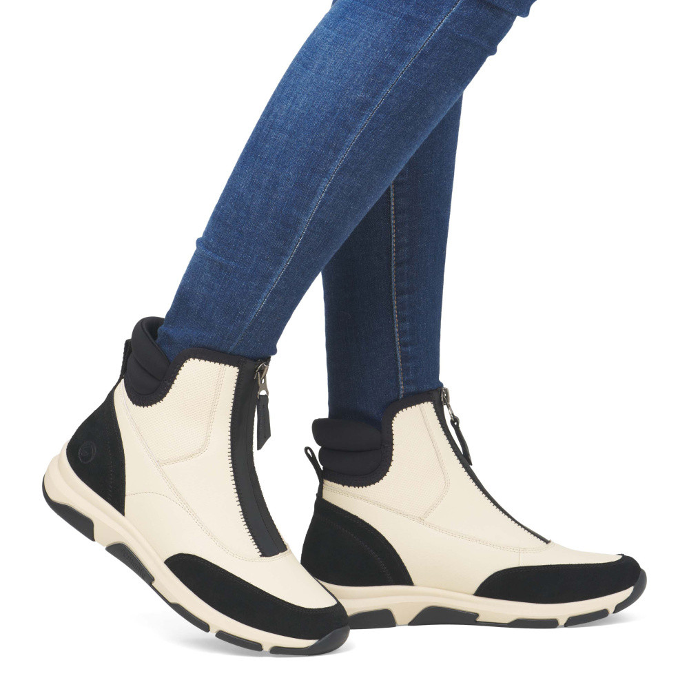 detail Dámská kotníková obuv REMONTE D1S72-60 béžová W4