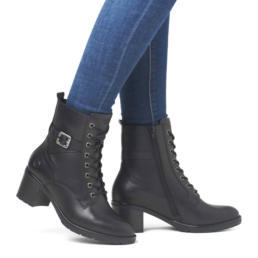 detail Dámská kotníková obuv REMONTE D2A74-00 černá W4
