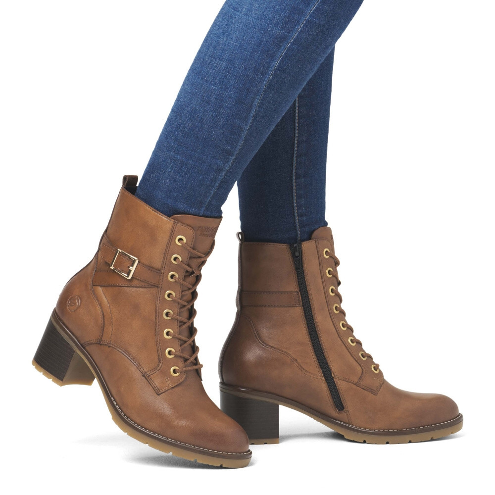 detail Dámská kotníková obuv REMONTE D2A74-24 hnědá W4