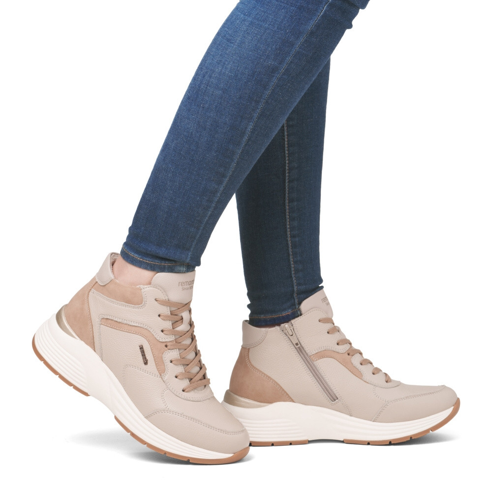 detail Dámská kotníková obuv REMONTE D6683-60 béžová W4