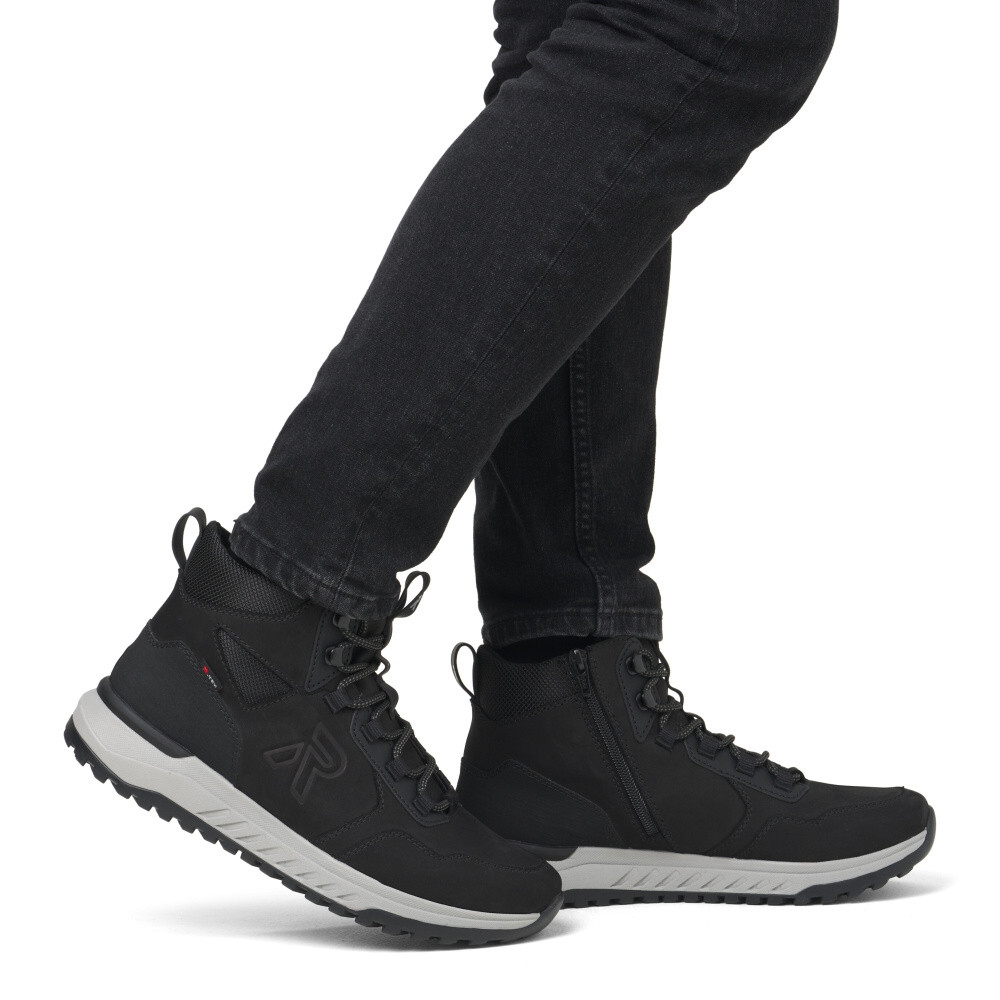 detail Pánská kotníková obuv RIEKER U0172-00 černá W4