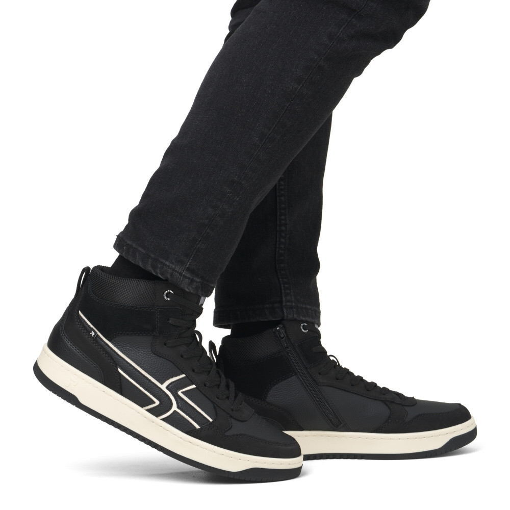 detail Pánská kotníková obuv RIEKER U1970-00 černá W4