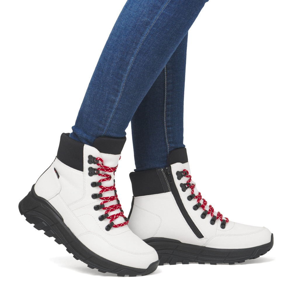 detail Dámská kotníková obuv RIEKER REVOLUTION W0063-81 bílá W4