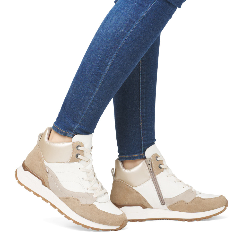 detail Dámská kotníková obuv RIEKER W0672-80 bílá W4