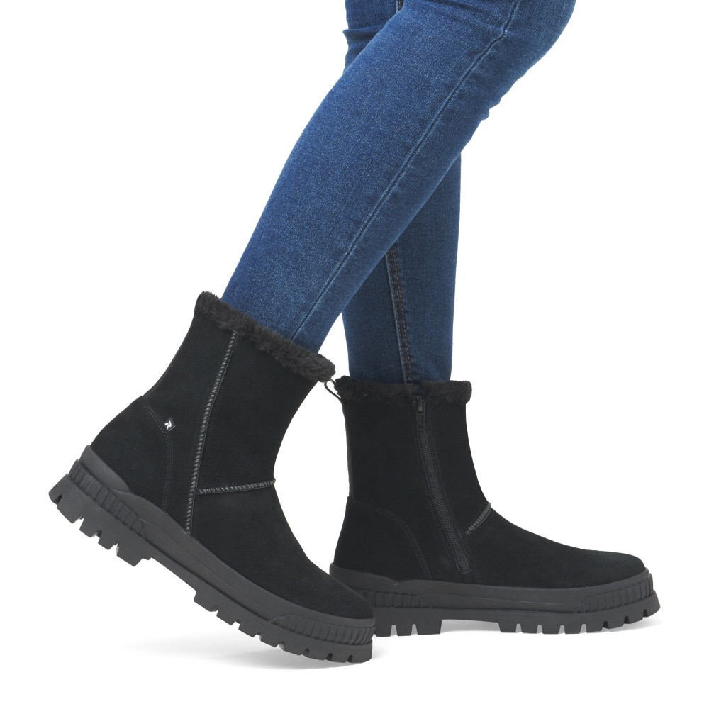 detail Dámska členková obuv RIEKER REVOLUTION W2172-00 čierna W4