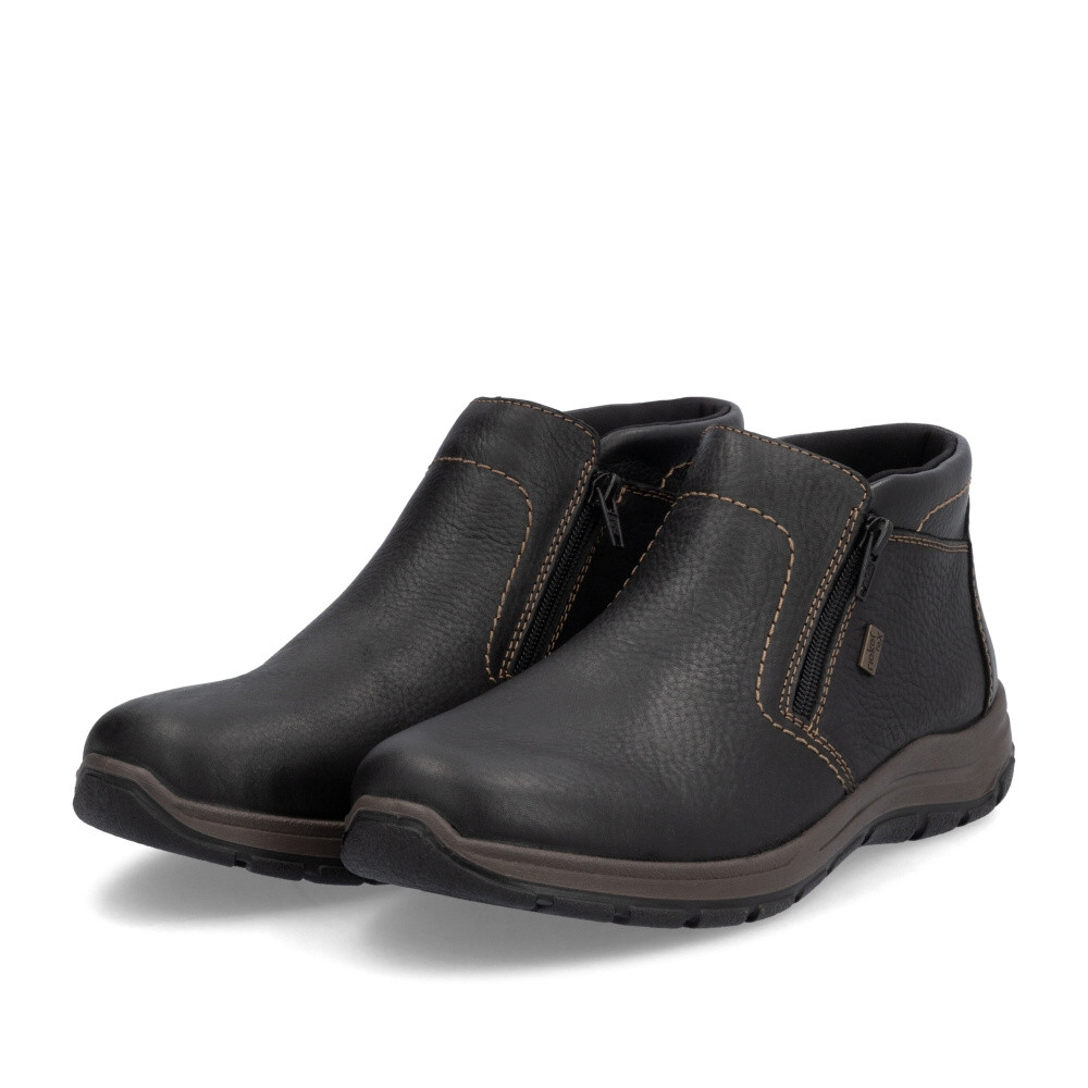 detail Pánská kotníková obuv RIEKER 03673-00 černá W5