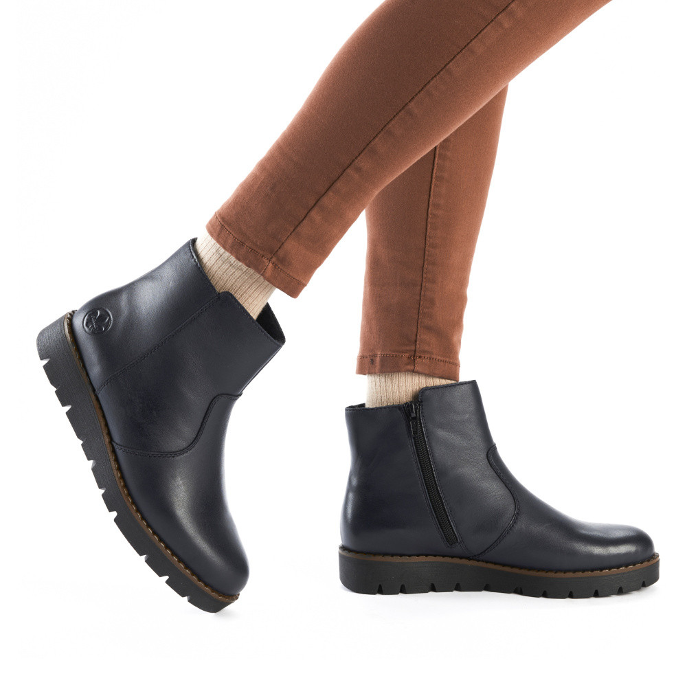 detail Dámská kotníková obuv RIEKER 44965-14 modrá W4