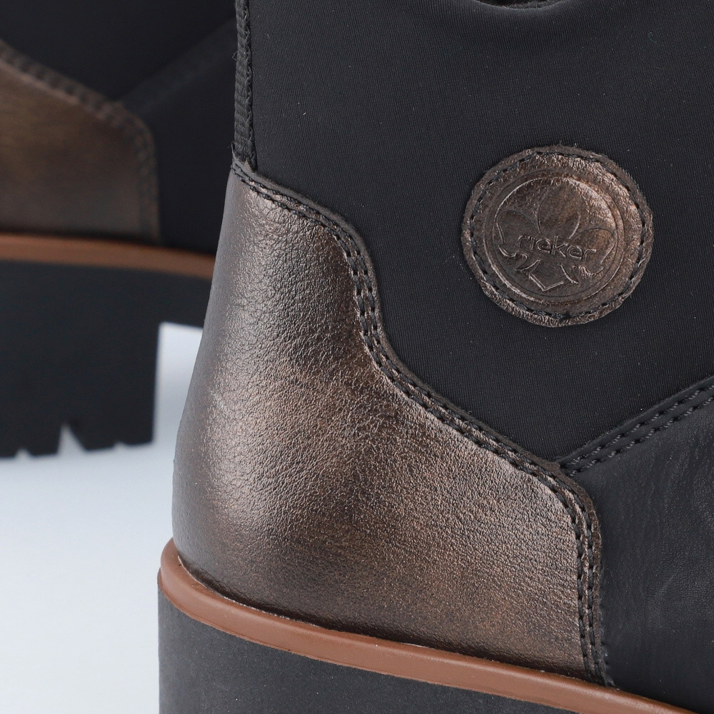 detail Dámská kotníková obuv RIEKER 79281-00 černá W4