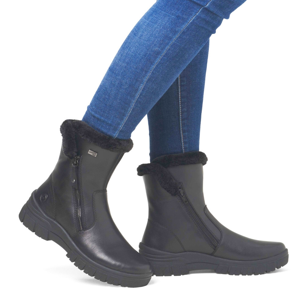 detail Dámská kotníková obuv REMONTE D0E78-00 černá W4